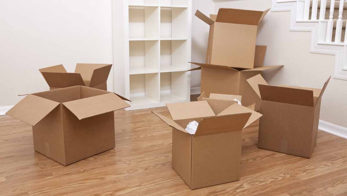 Why Hiring Removalists For An Office Relocation Promotes The Health And Wellbeing Of Employees